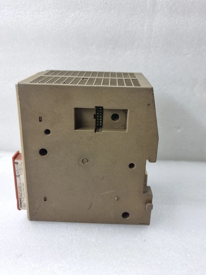 SIEMENS SIMATIC S5-100U CPU 100 6ES5100-8MA02 (ERROR)